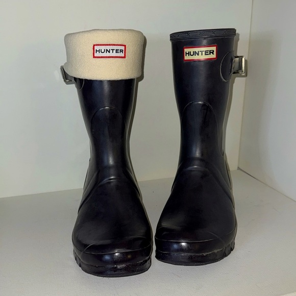 Brand new *special* Purple Hunter Short Rain Boots, Size 10 + Fleece Boot Socks - Picture 2 of 8